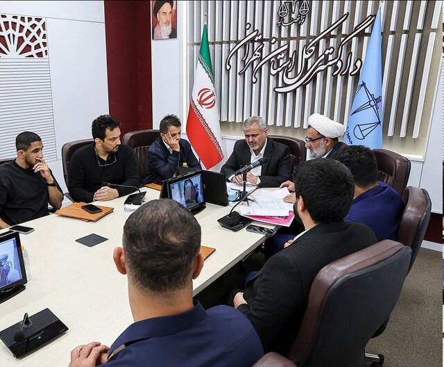 آزادی قدیمی ترین زندانی زن آزادی قدیمیترین زندانی زن استان تهران پس از 19 سال