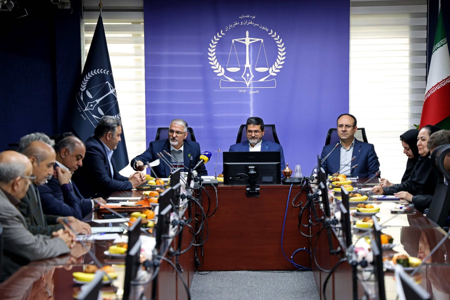 سه کانون حقوقی بزرگ کشور برای اصلاح «قانون تسهیل» دست به دست هم دادند.